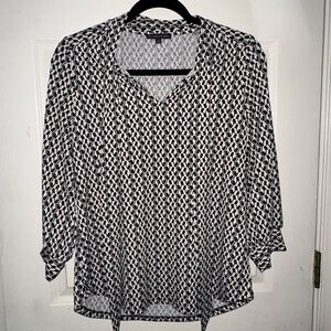 Adrianna Papell long sleeve blouse in size small